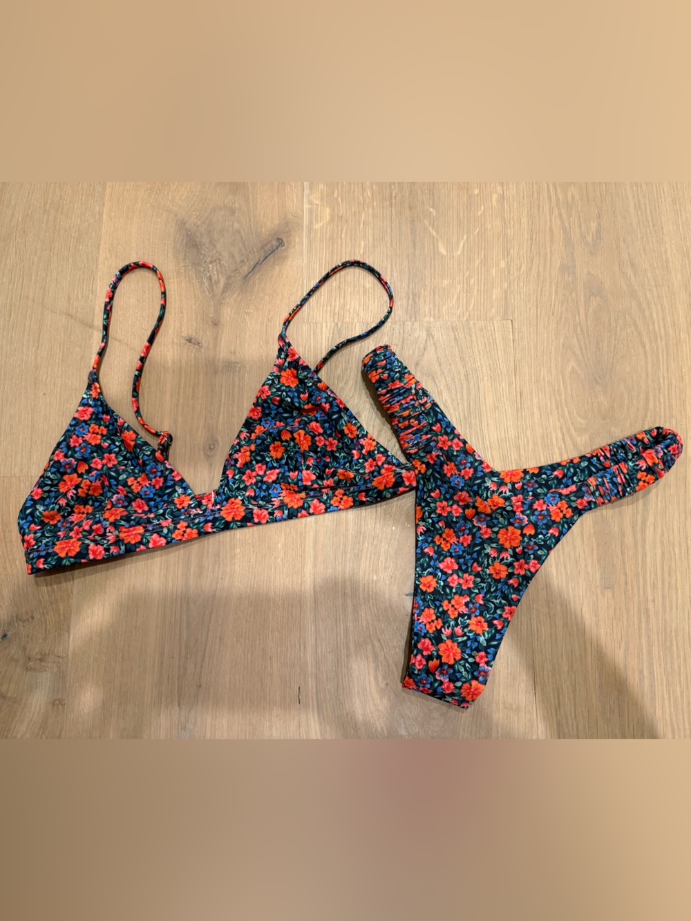 Set of 3 - thong bikinis - Blue, Floral and Rust - Picture 6 of 7